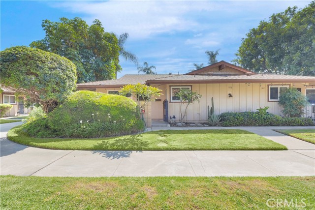 Property photo of 1776 E Commonwealth AV