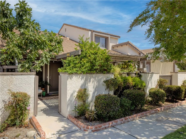 Property photo of 25786 Vista Fairways DR