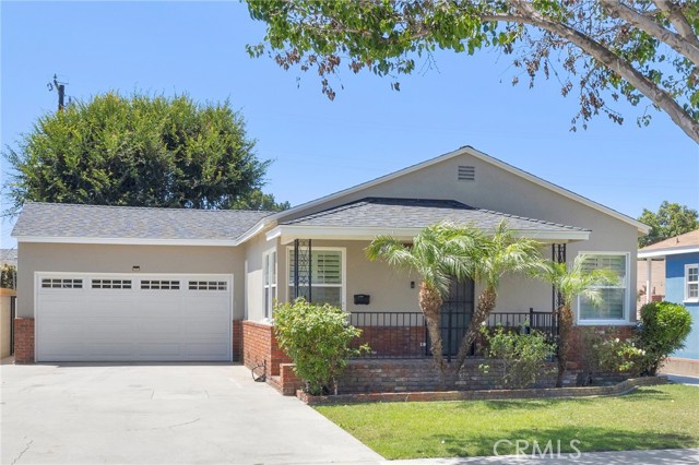 Property photo of 5867 Adenmoor Avenue