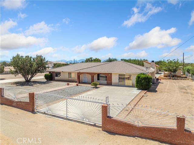 Property photo of 8756 Oakwood AV