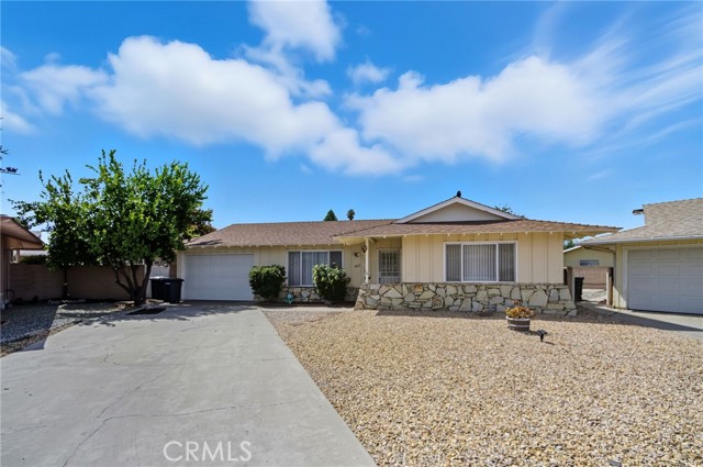 Property photo of 1461 W Westmont AV