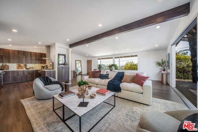 Property photo of 4405 Wawona ST