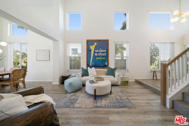 Property photo of 7219 Kentwood AV