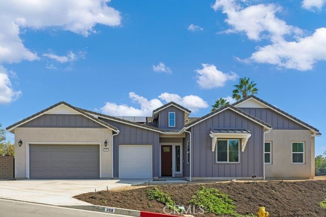 Property photo of 356 N Meyer LN