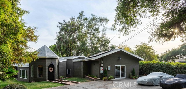 Photo of 1076 Norumbega