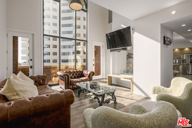 Property photo of 10550 Wilshire BL