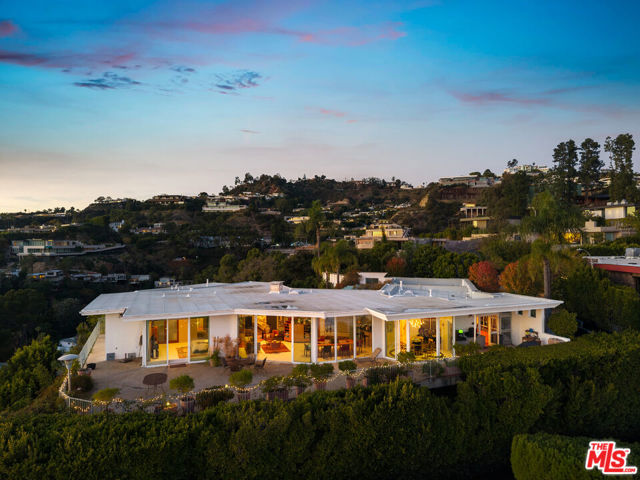 Property photo of 1515 Blue Jay WY