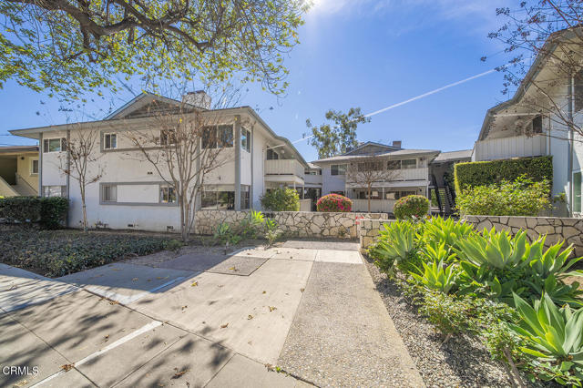 Photo of 389 Cliff Dr