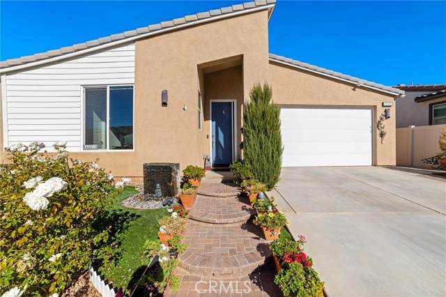 Photo of 1530 Village Green Wy