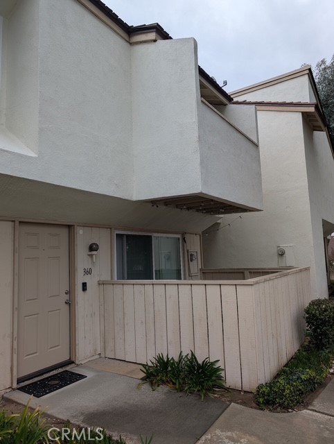Photo of 360 Mountain Ct