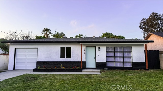 Property photo of 670 W 31st ST