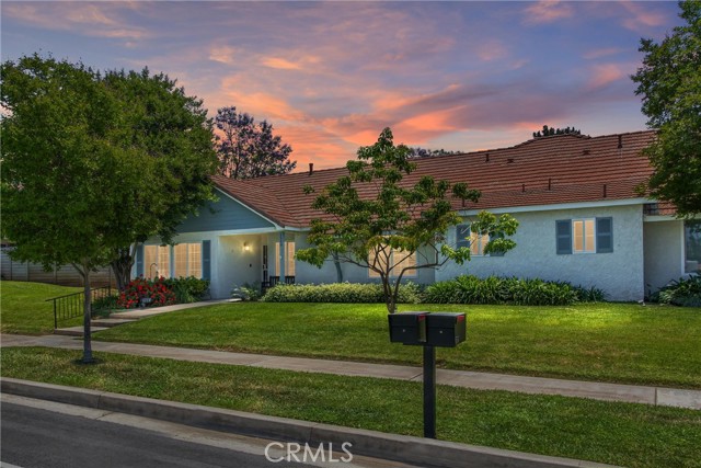 Property photo of 1558 E Citrus AV