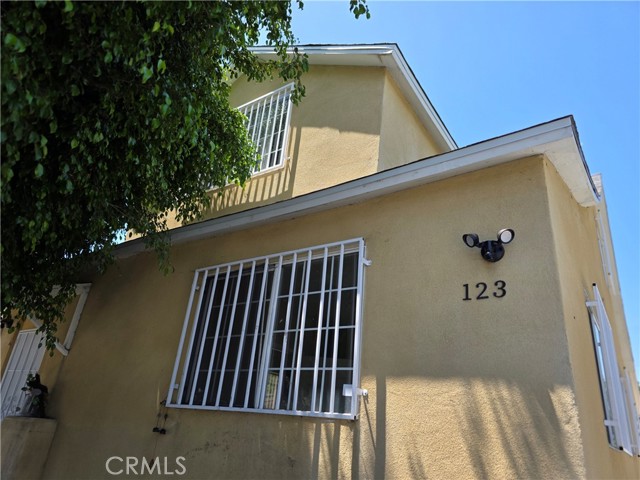 Property photo of 123 E Gage AV