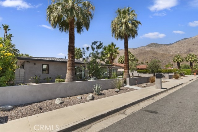 Property photo of 675 E Mesquite AV