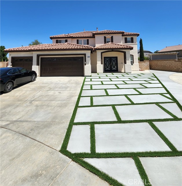 Property photo of 4302 Olivera PL