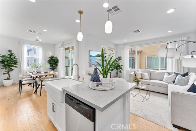 Property photo of 10553 Acorn PL
