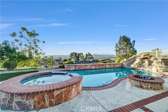 Property photo of 5215 E Rolling Hills DR