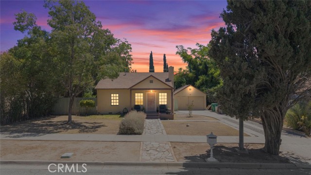 Property photo of 958 N 1st ST