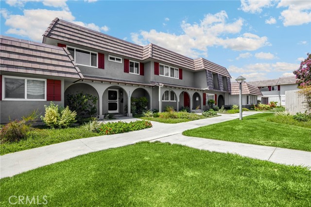 Property photo of 4777 Larwin AV
