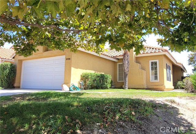Property photo of 39708 Garin DR