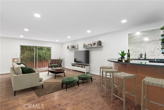 Property photo of 1045 N Kings RD