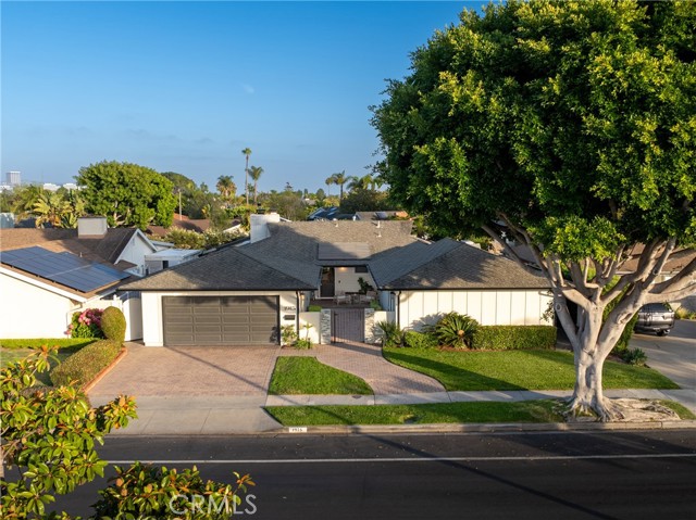 Photo of 1915 Mariners Dr