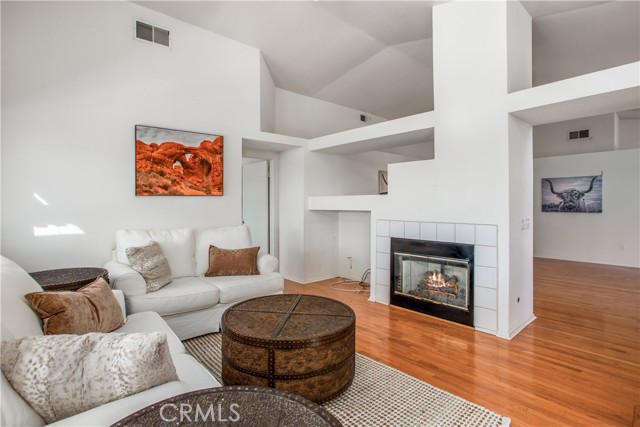 Photo of 10420 Bel Air