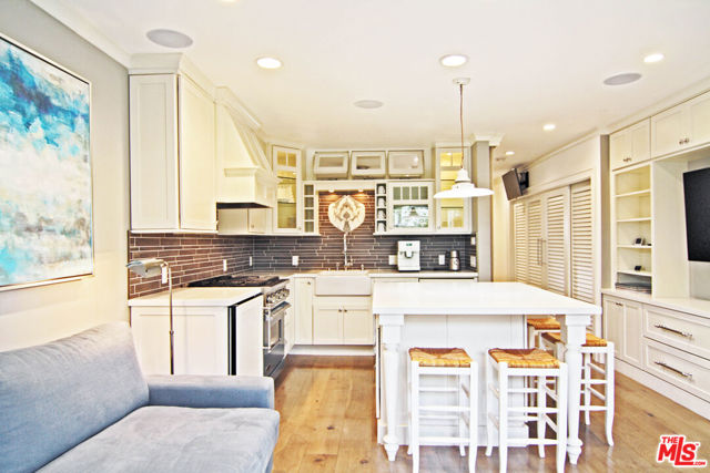 Property photo of 828 5th ST