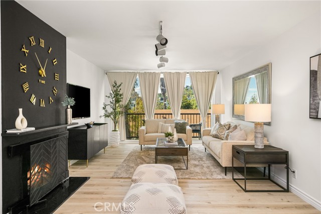 Photo of 1351 N Crescent Heights Bl