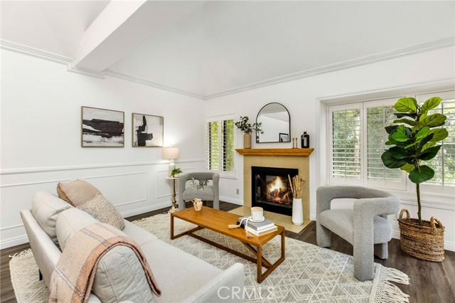 Property photo of 2571 Plaza del Amo