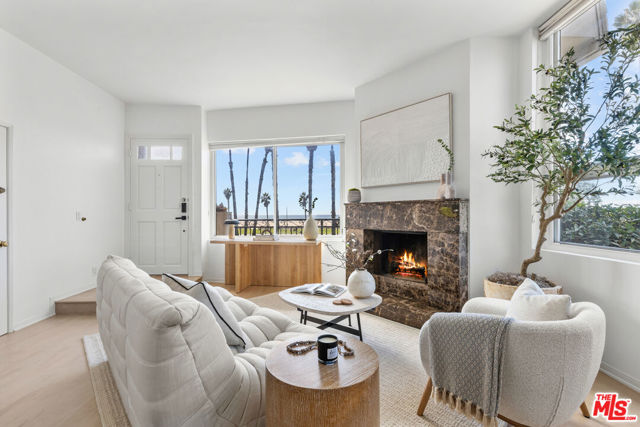 Property photo of 118 Wadsworth AV