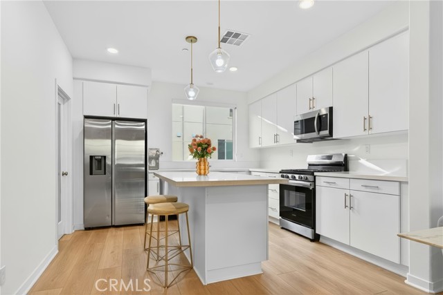 Property photo of 14130 Bay