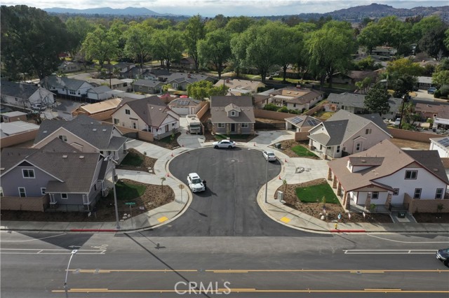 Property photo of 5215 Peony CT