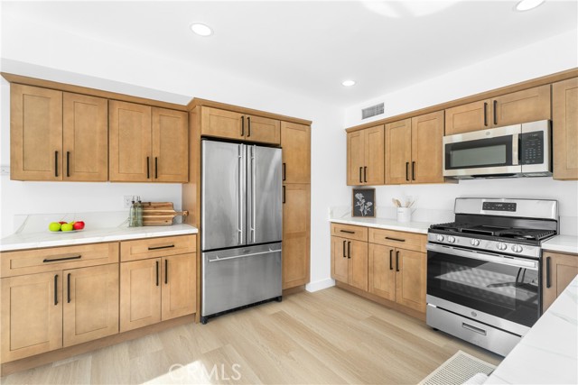 Property photo of 17172 Berlin LN