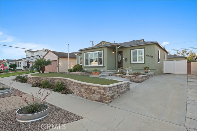 Property photo of 4559 Levelside AV