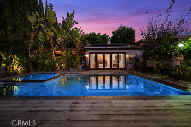 Photo of 5526 Fulton Av