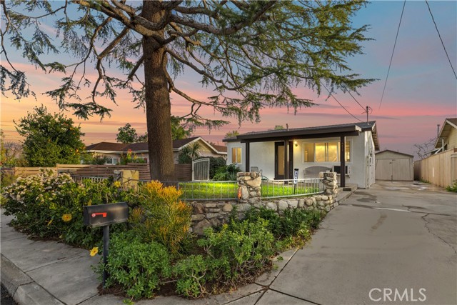 Property photo of 9417 Lomita