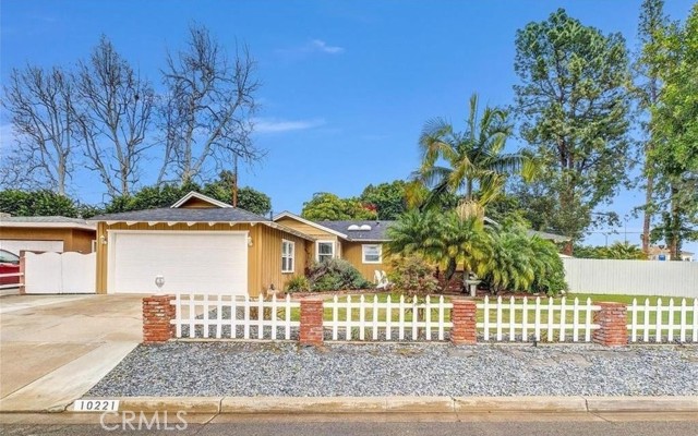 Photo of 10221 Roselee