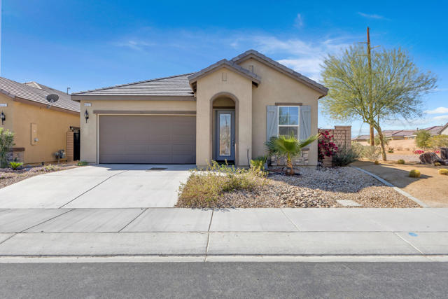 Property photo of 44027 Triolo WY