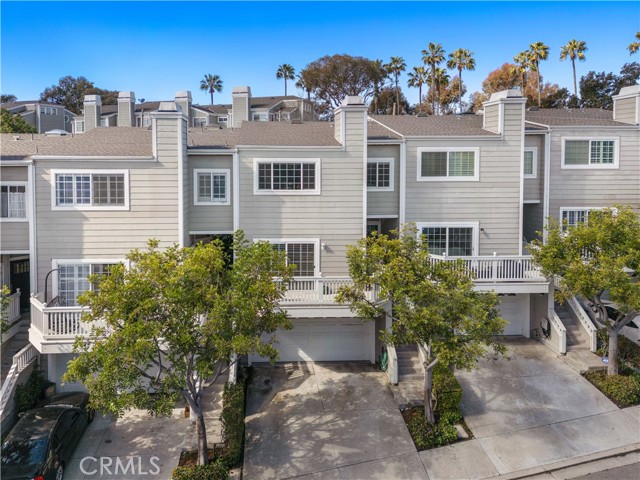 Property photo of 33121 Ocean Ridge