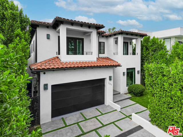 Property photo of 741 N Vista ST