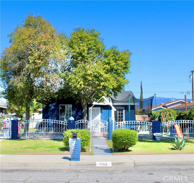 Property photo of 323 E Hanna ST