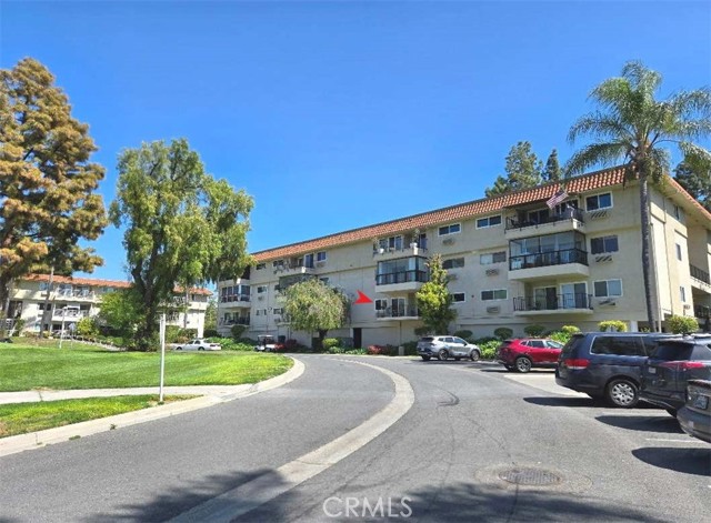 Property photo of 2385 Via Mariposa W. #1B