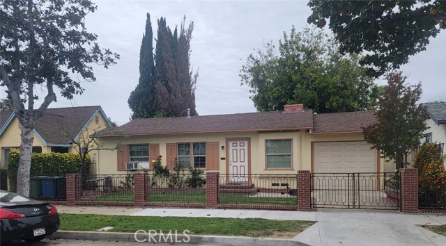 Property photo of 125 N Bushnell AV
