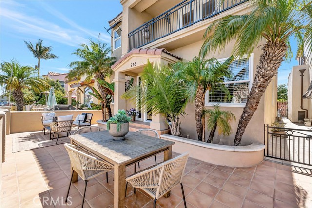 Property photo of 218 Covina AV