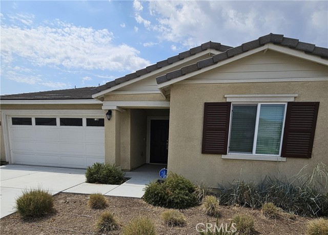 Property photo of 638 Moondance LN