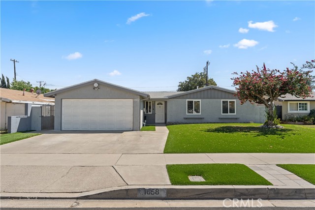 Property photo of 1658 W Crone AV