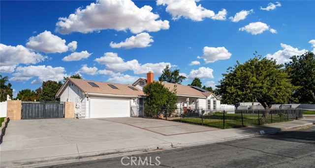 Property photo of 790 N Glenwood AV