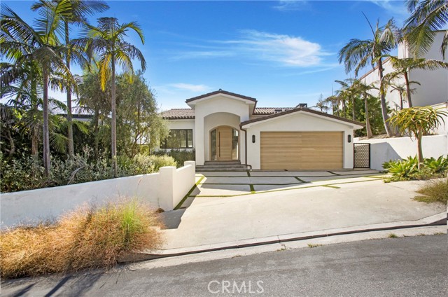 Photo of 723 Balboa Av