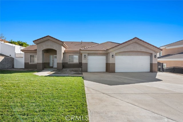 Property photo of 6835 N Escena ST